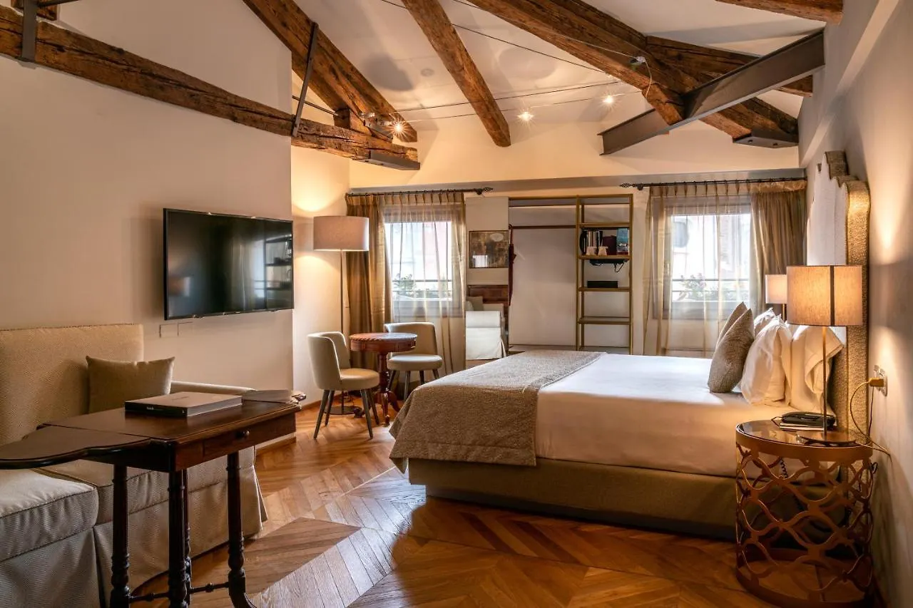 Excess Venice Boutique Hotel & Private Spa - Adults Only 5*,  Itália