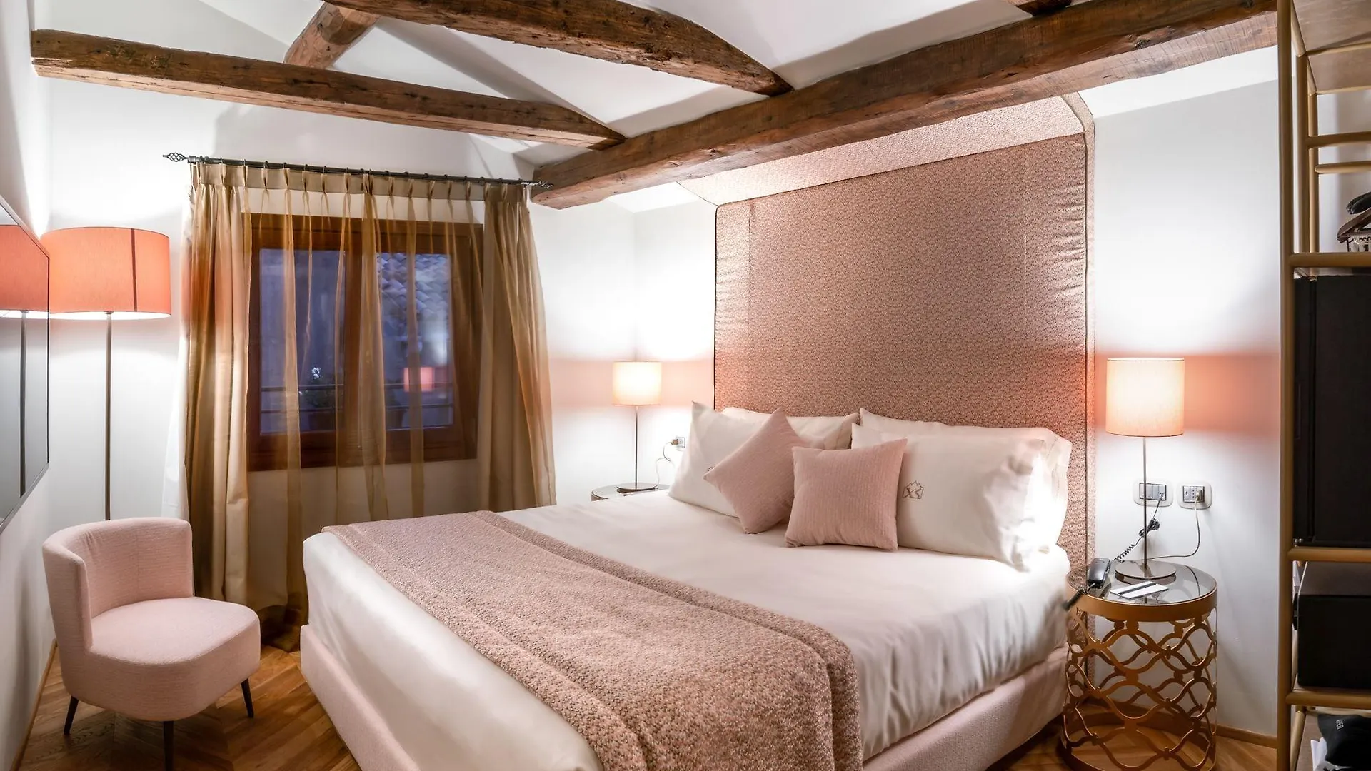 Excess Venice Boutique Hotel & Private Spa - Adults Only 5*,  Itália